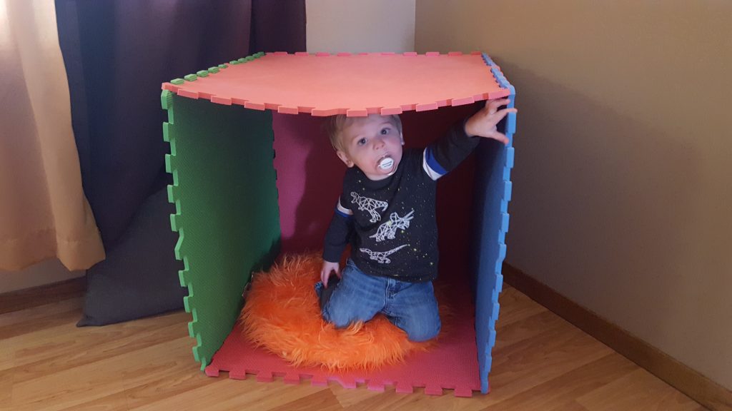 Easy Toddler Puzzle Tile Fort - GeekyDad Crafts